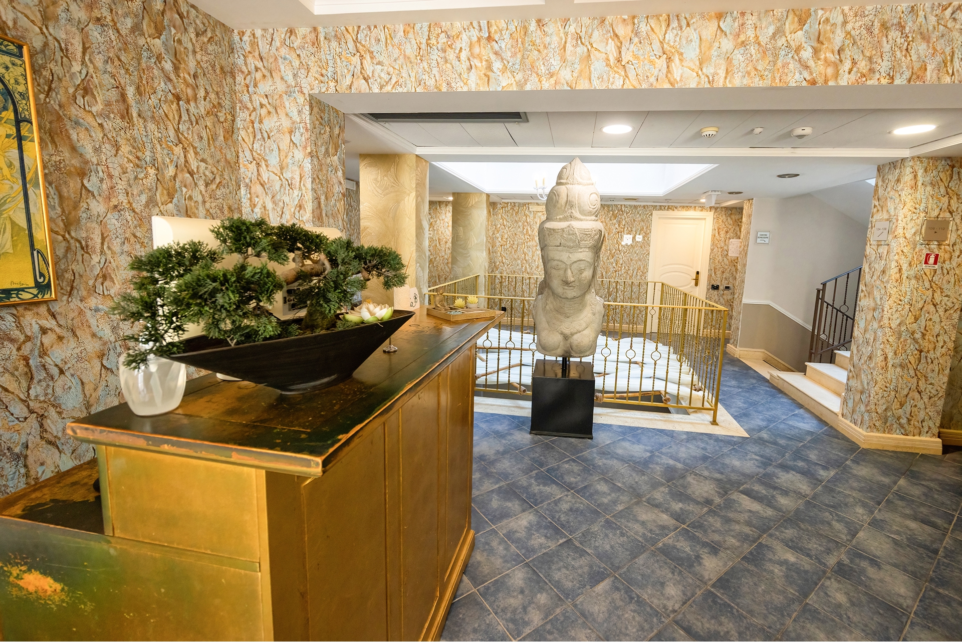 Monoï Spa · Marina Holiday